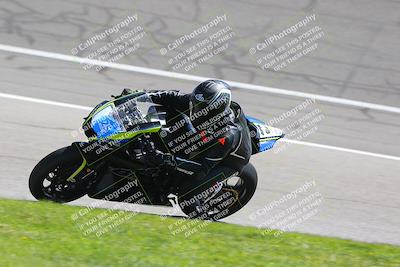media/Apr-23-2022-Fastrack Riders (Sat) [[cb2d6ae73d]]/LEVEL 3/1115AM TURN 3 AND 4/